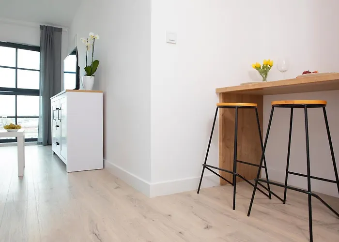 Luxus Dwie Motlawy Apart Otel 4*